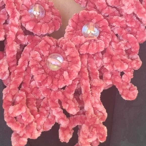 Infinity Scarf-Made 100% by hand. NWT- Frosted Cranberry Color. - Picture 6 of 7